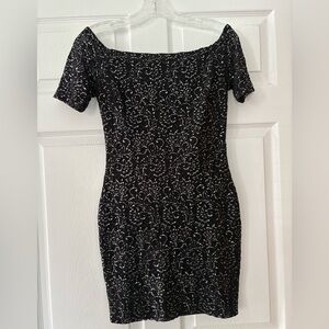 Cefian mini body con dress Black silver sequined cocktail Dress size small